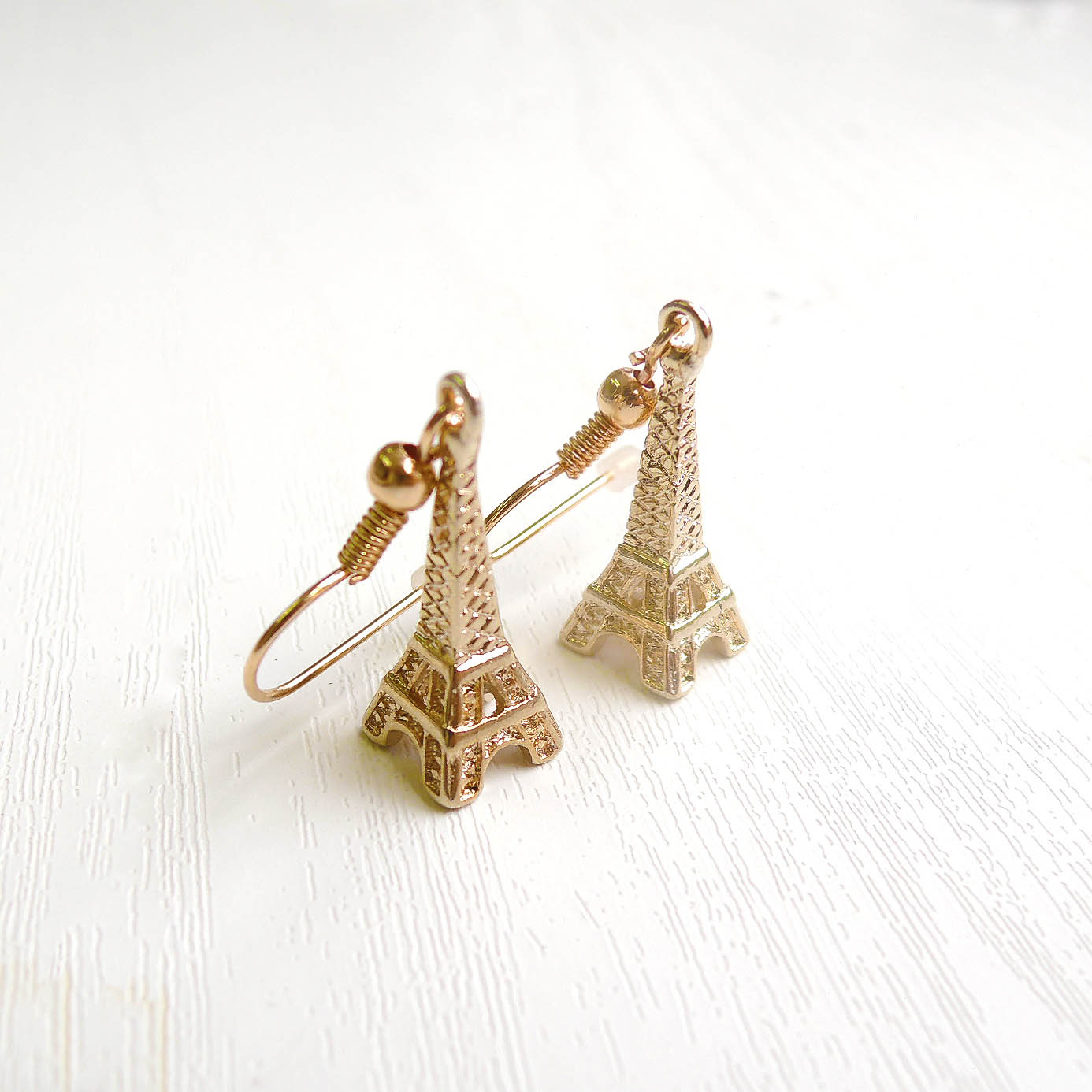 Eiffel Tower Drop Earrings on Luulla